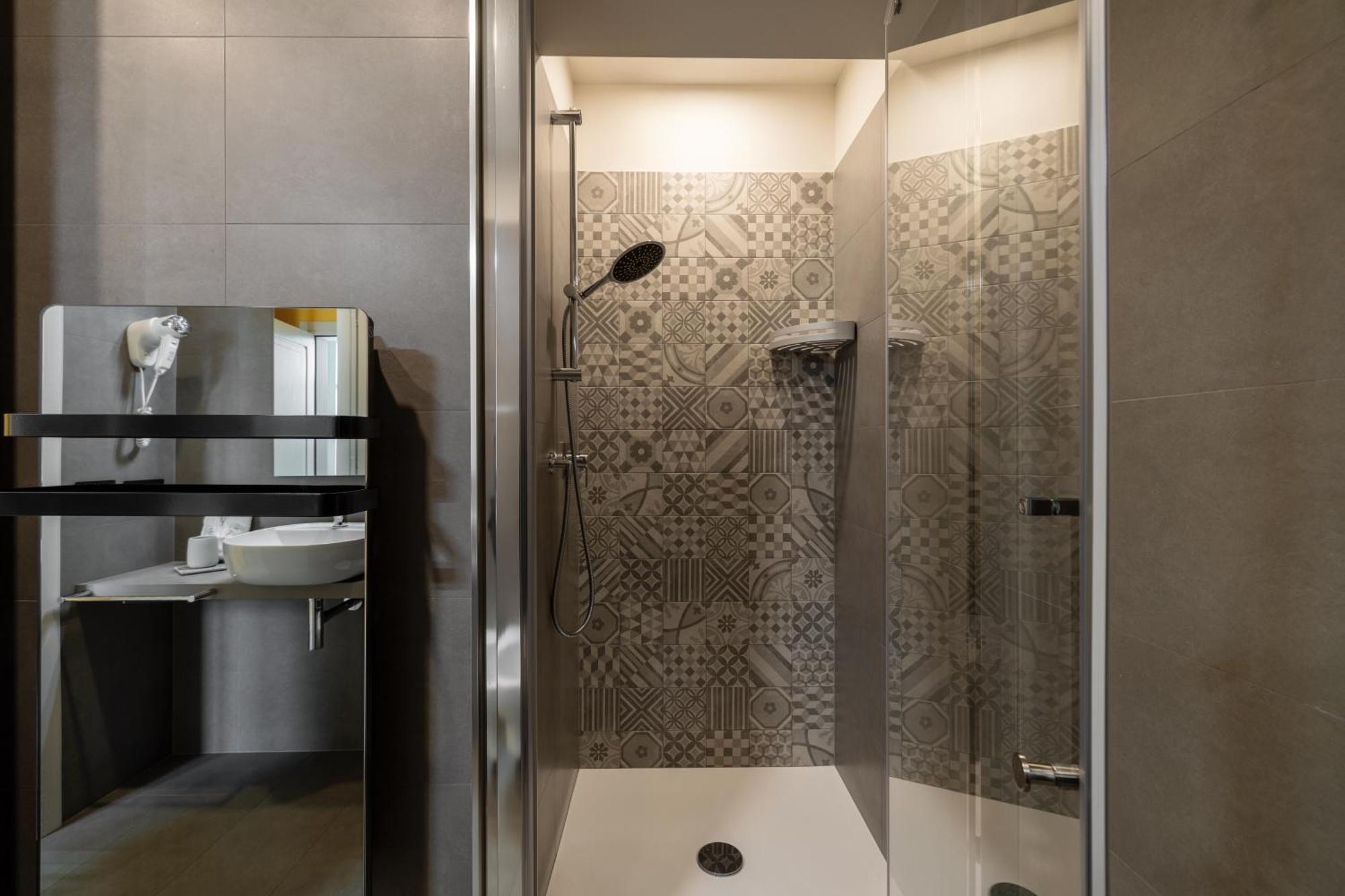 Hotel Elvezia Cannobio Ngoại thất bức ảnh